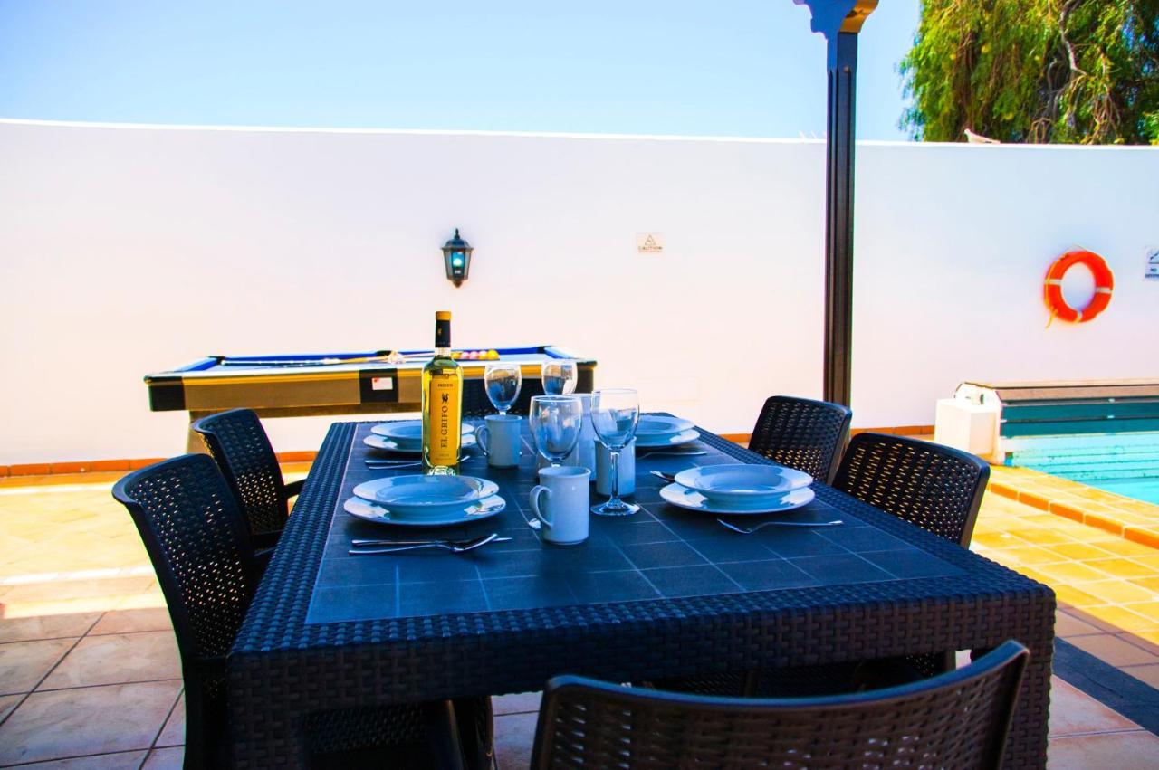 Villa Calamares With Heated Pool And Air Conditioning ปลายาบลังกา ภายนอก รูปภาพ
