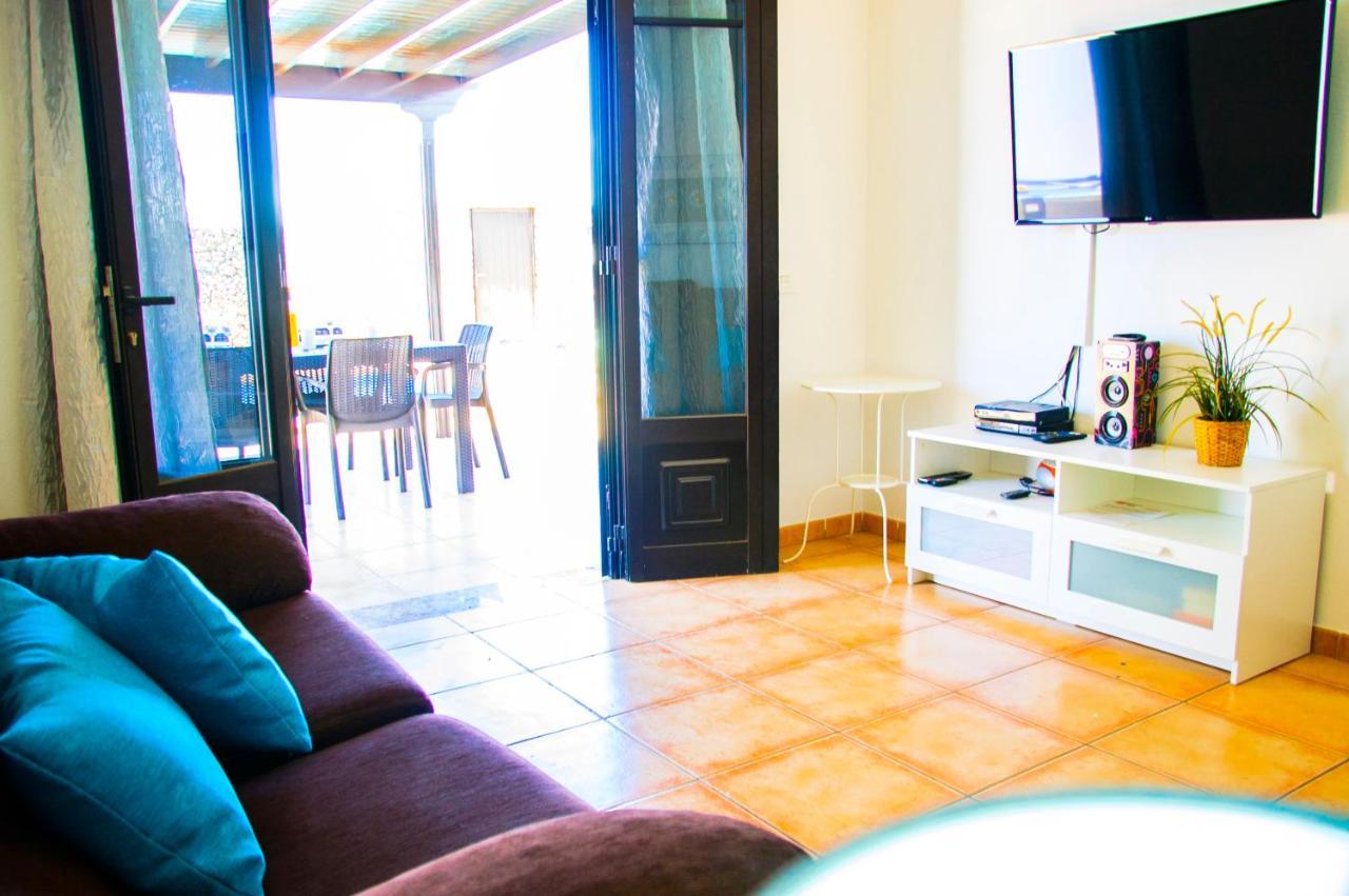 Villa Calamares With Heated Pool And Air Conditioning ปลายาบลังกา ภายนอก รูปภาพ