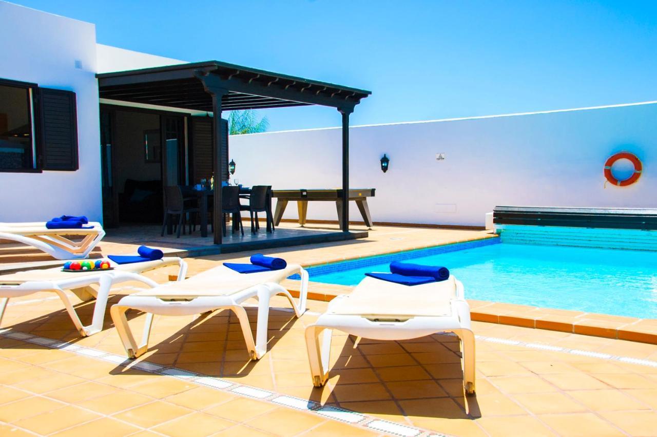 Villa Calamares With Heated Pool And Air Conditioning ปลายาบลังกา ภายนอก รูปภาพ
