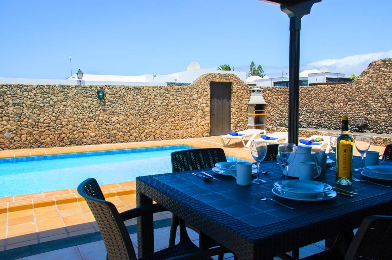 Villa Calamares With Heated Pool And Air Conditioning ปลายาบลังกา ภายนอก รูปภาพ