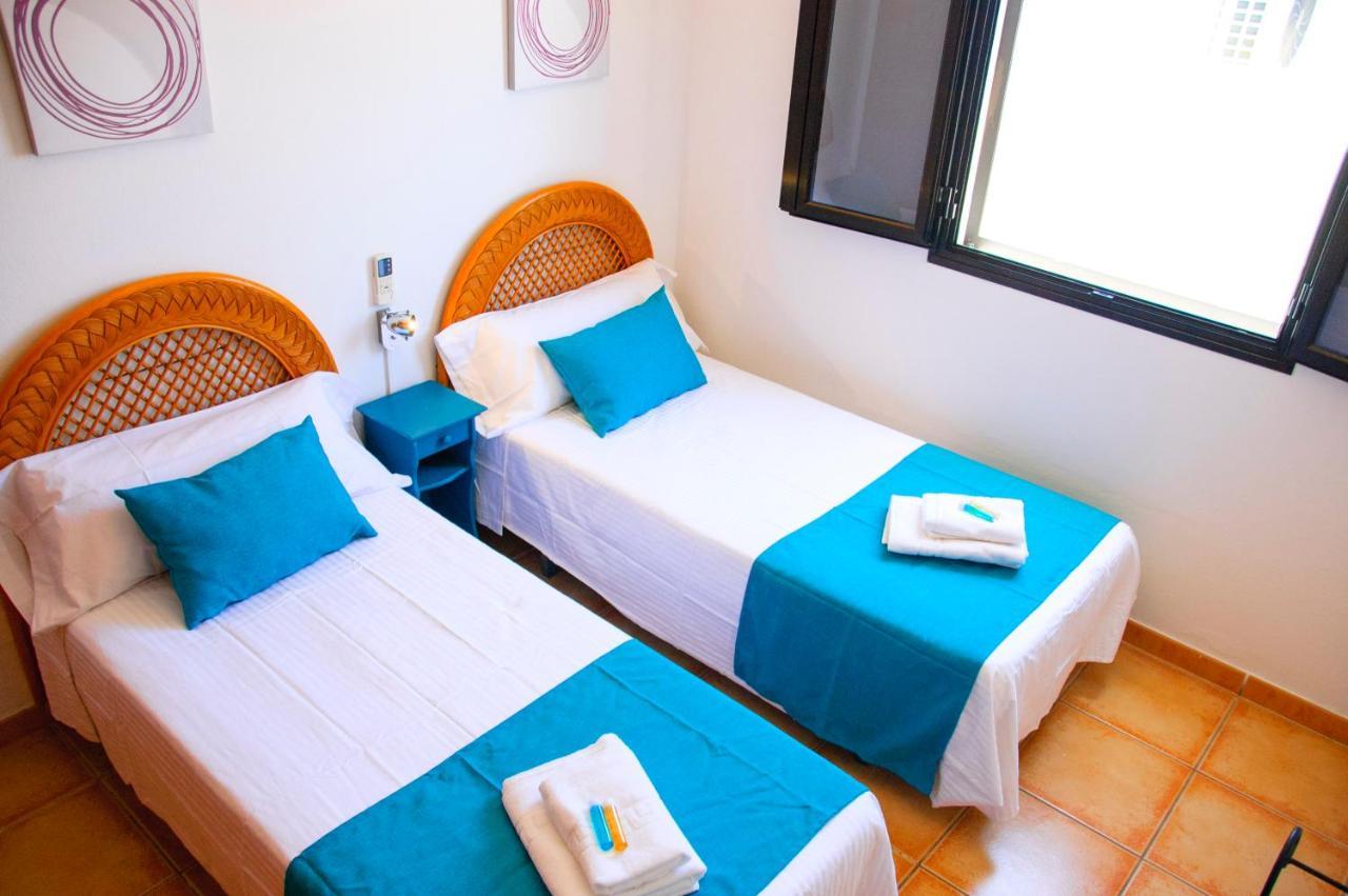 Villa Calamares With Heated Pool And Air Conditioning ปลายาบลังกา ภายนอก รูปภาพ