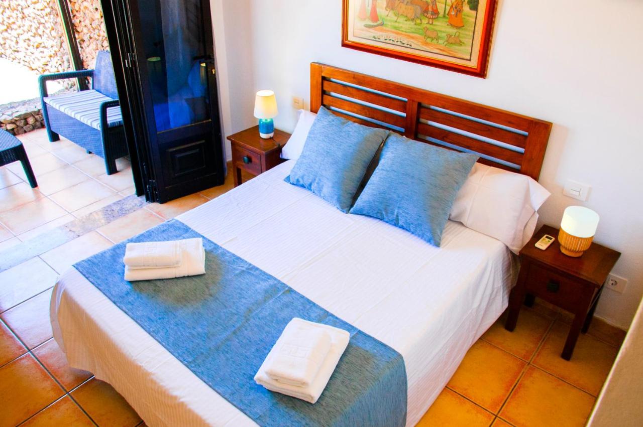Villa Calamares With Heated Pool And Air Conditioning ปลายาบลังกา ภายนอก รูปภาพ